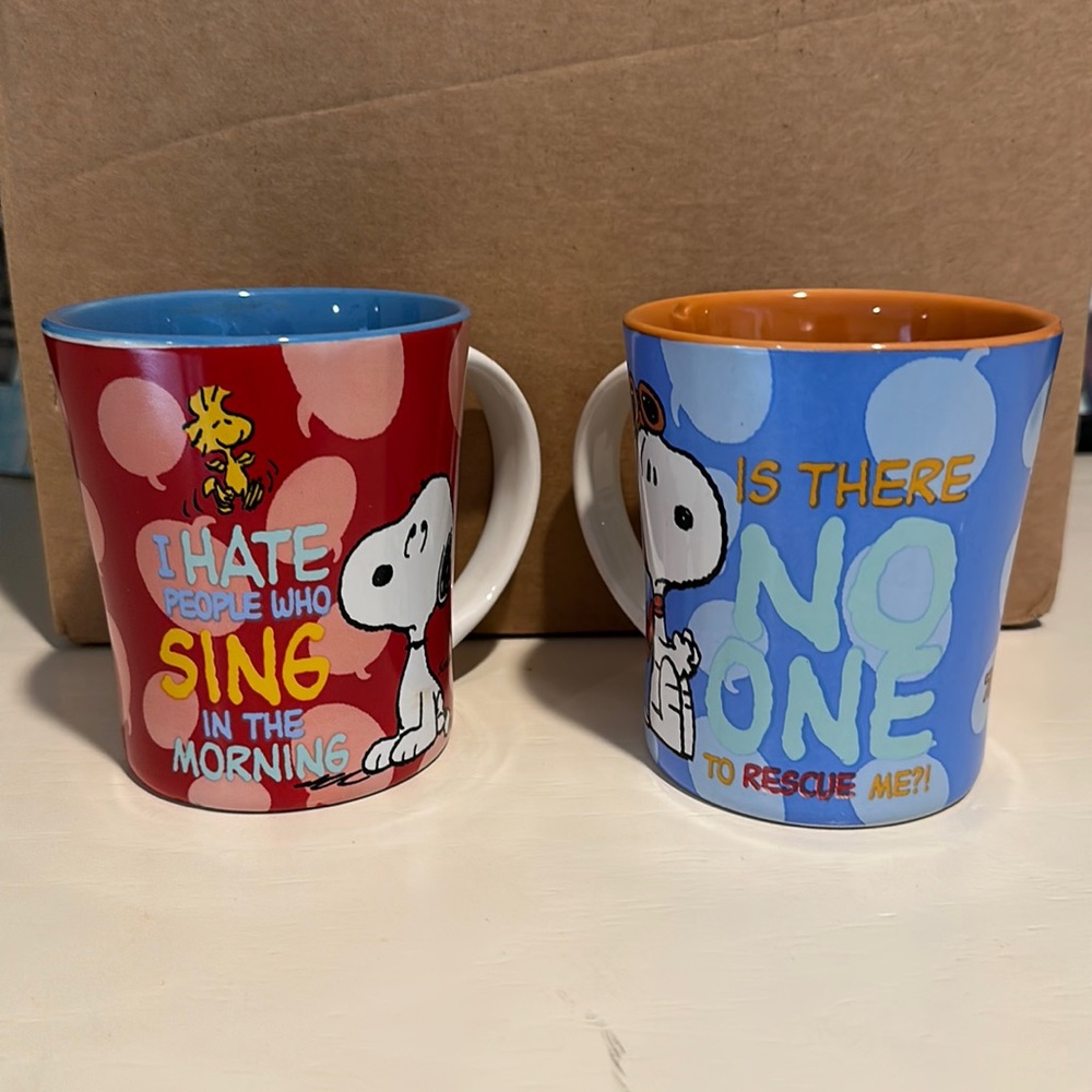 Set of (2) Peanuts Snoopy coffee mugs 2011